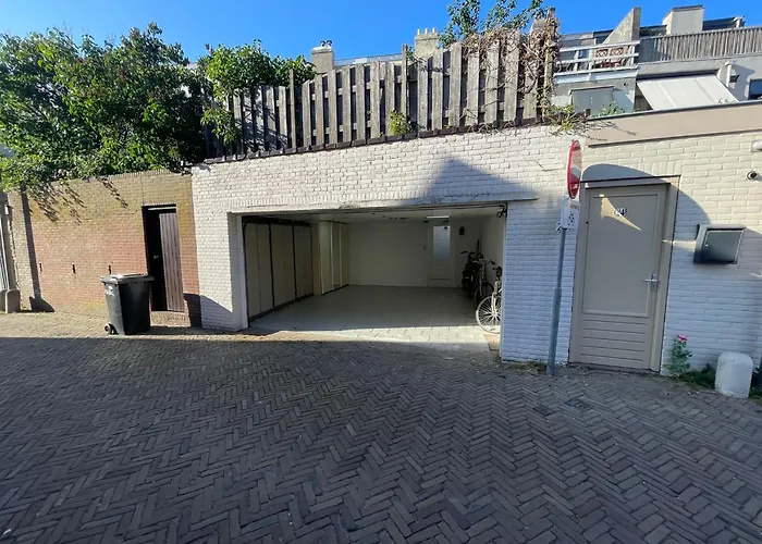 Studio Alexander With Private Indoor Parking